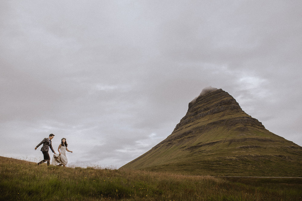 Best-wedding-photographer-in-iceland-kristin-maria61.jpg