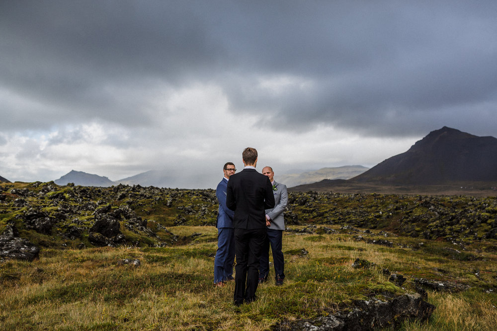 Best-wedding-photographer-in-iceland-kristin-maria43.jpg