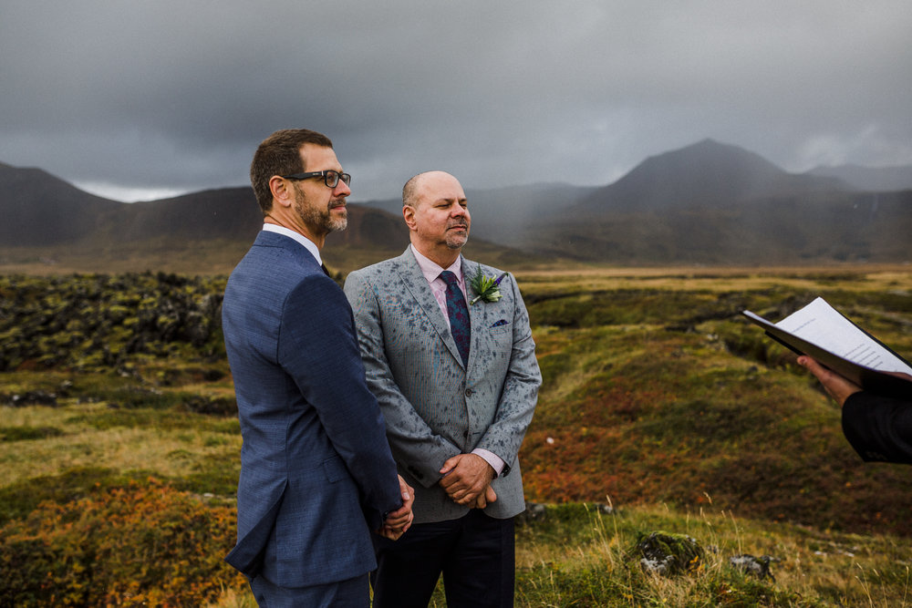 Best-wedding-photographer-in-iceland-kristin-maria61.jpg