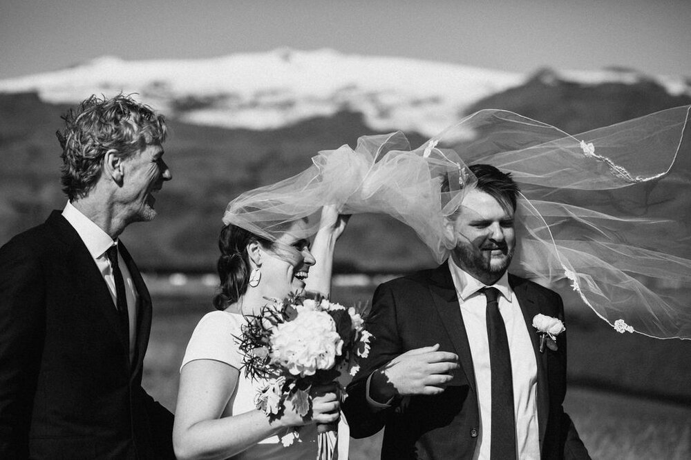 best-wedding-photographer-in-iceland-54.jpg