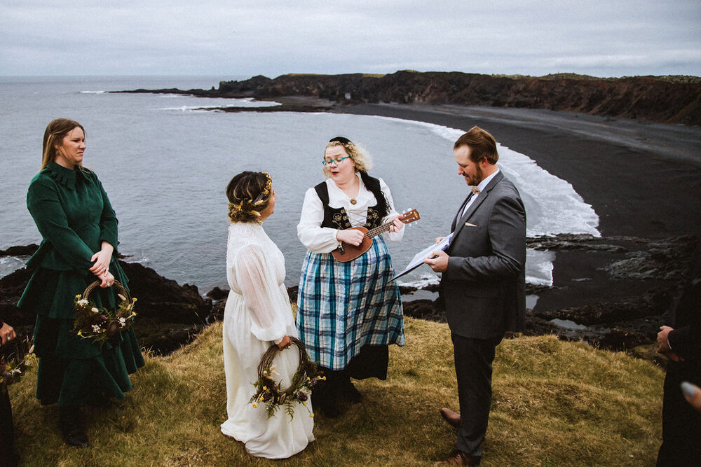 Iceland-wedding-photographer-21.jpg