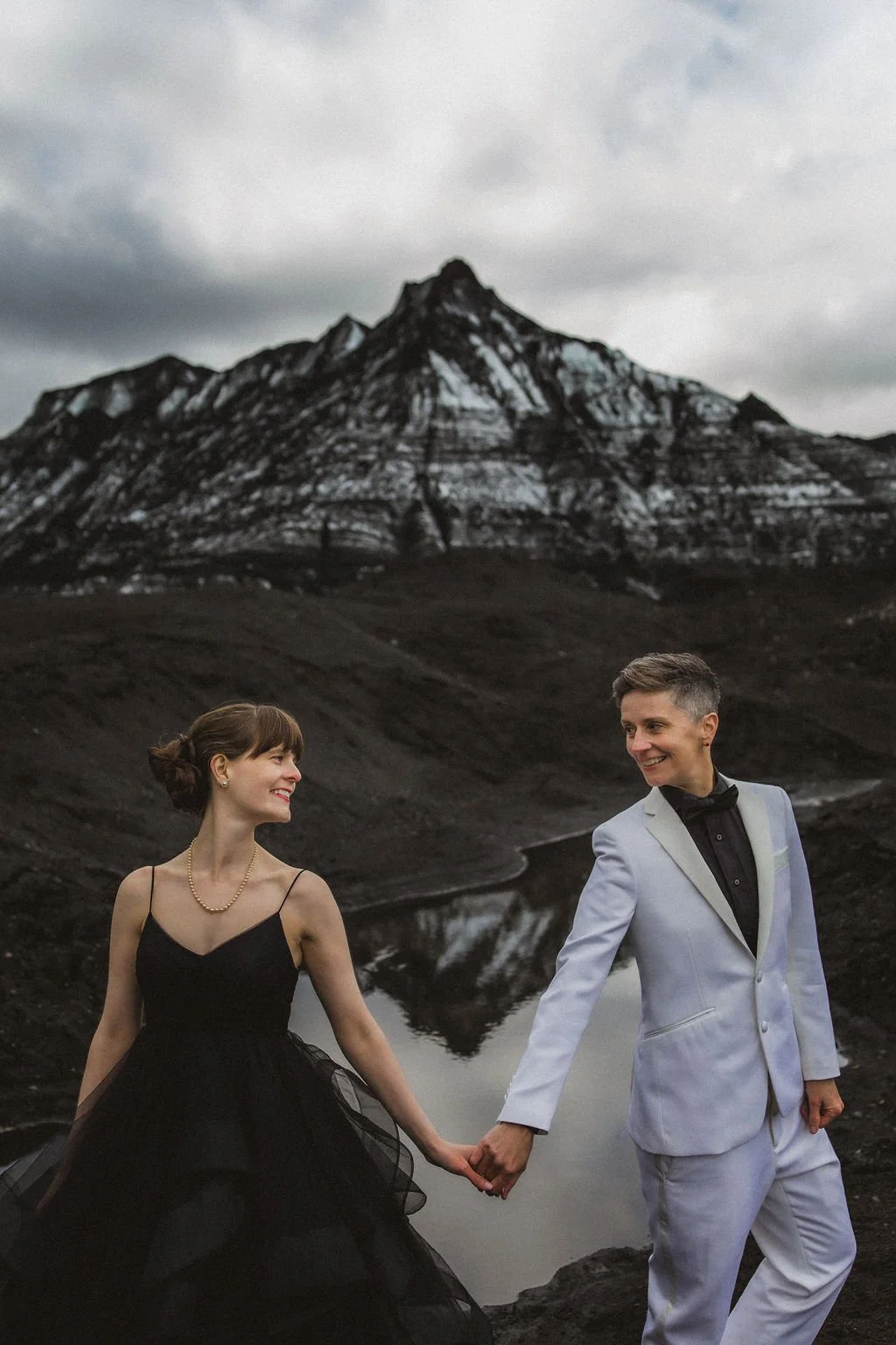 iceland-elopement-photographer-52.jpg