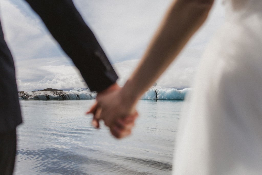 iceland-elopement-photographer-179.jpg