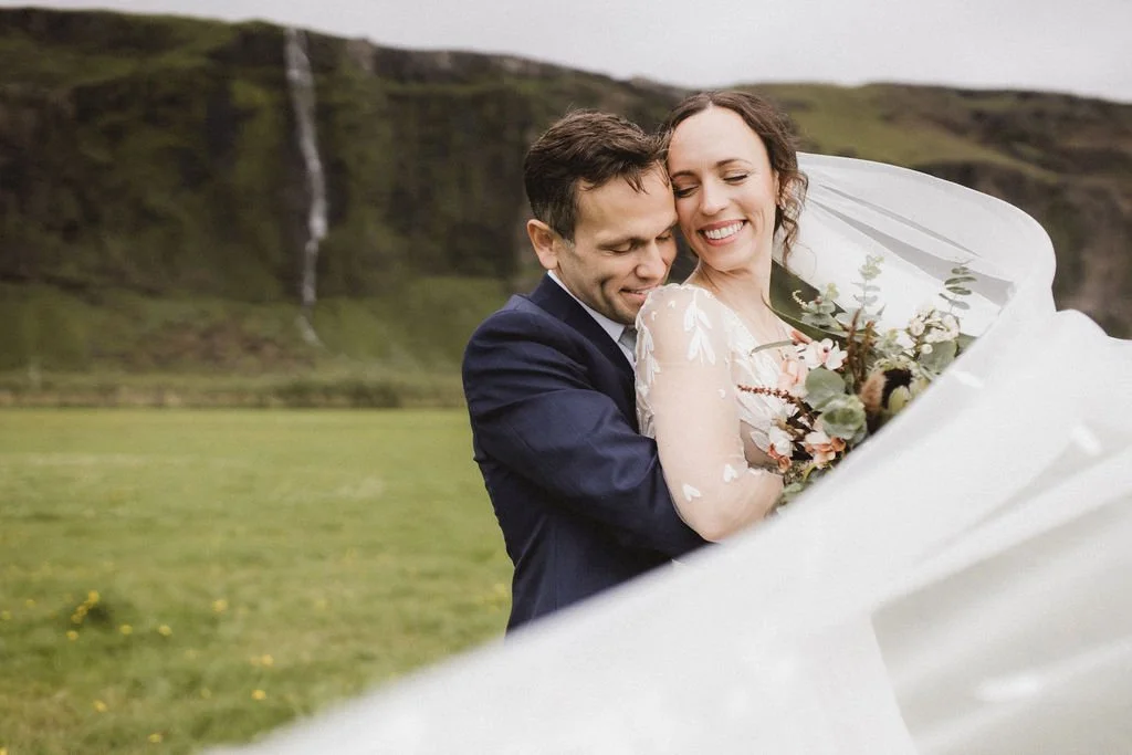 best-iceland-destination-wedding-photographer-24.jpg