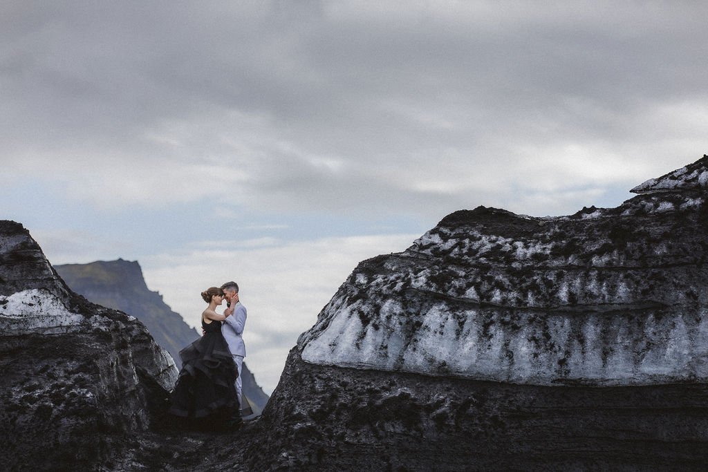 iceland-elopement-photographer-49.jpg