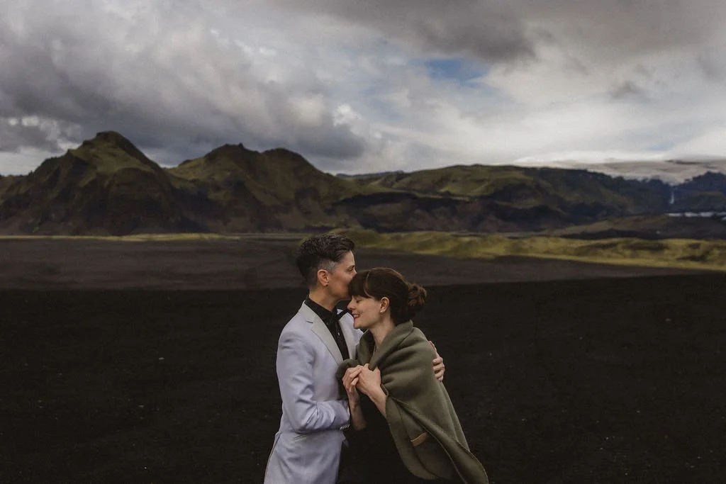 iceland-elopement-photographer-17.jpg