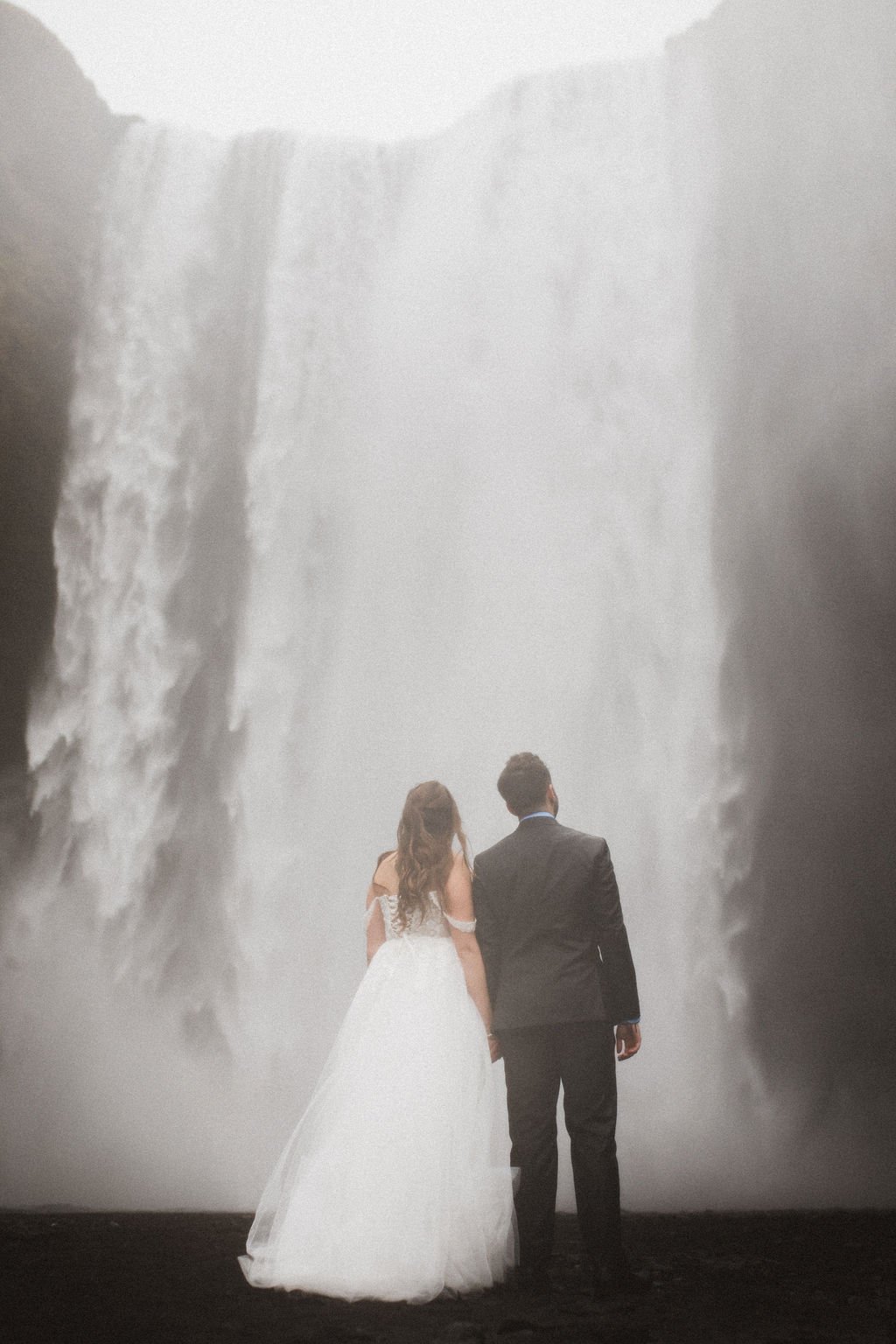 best-iceland-destination-wedding-photographer-87.jpg