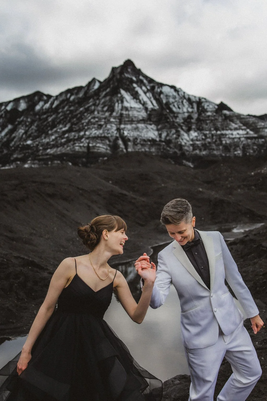 iceland-elopement-photographer-53.jpg