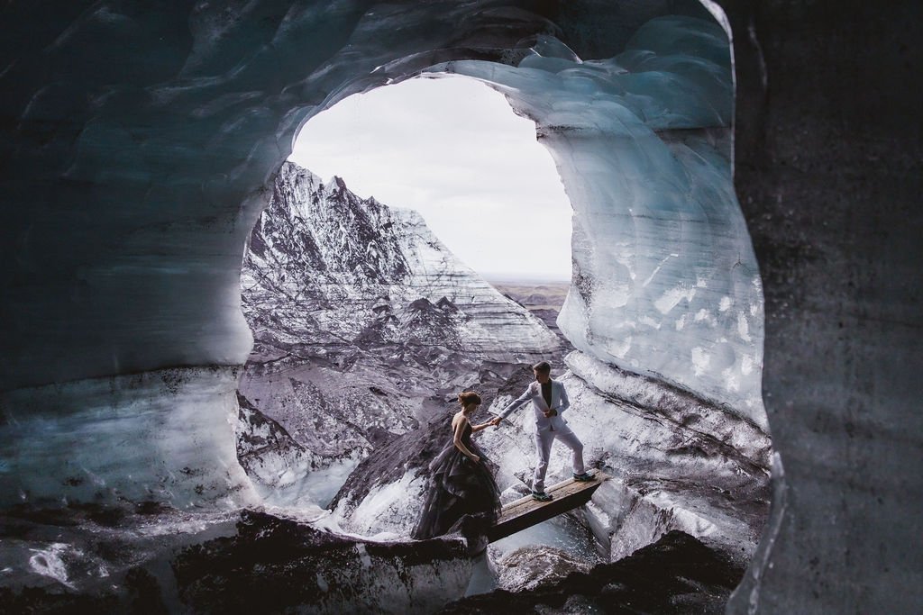 iceland-elopement-photographer-34.jpg