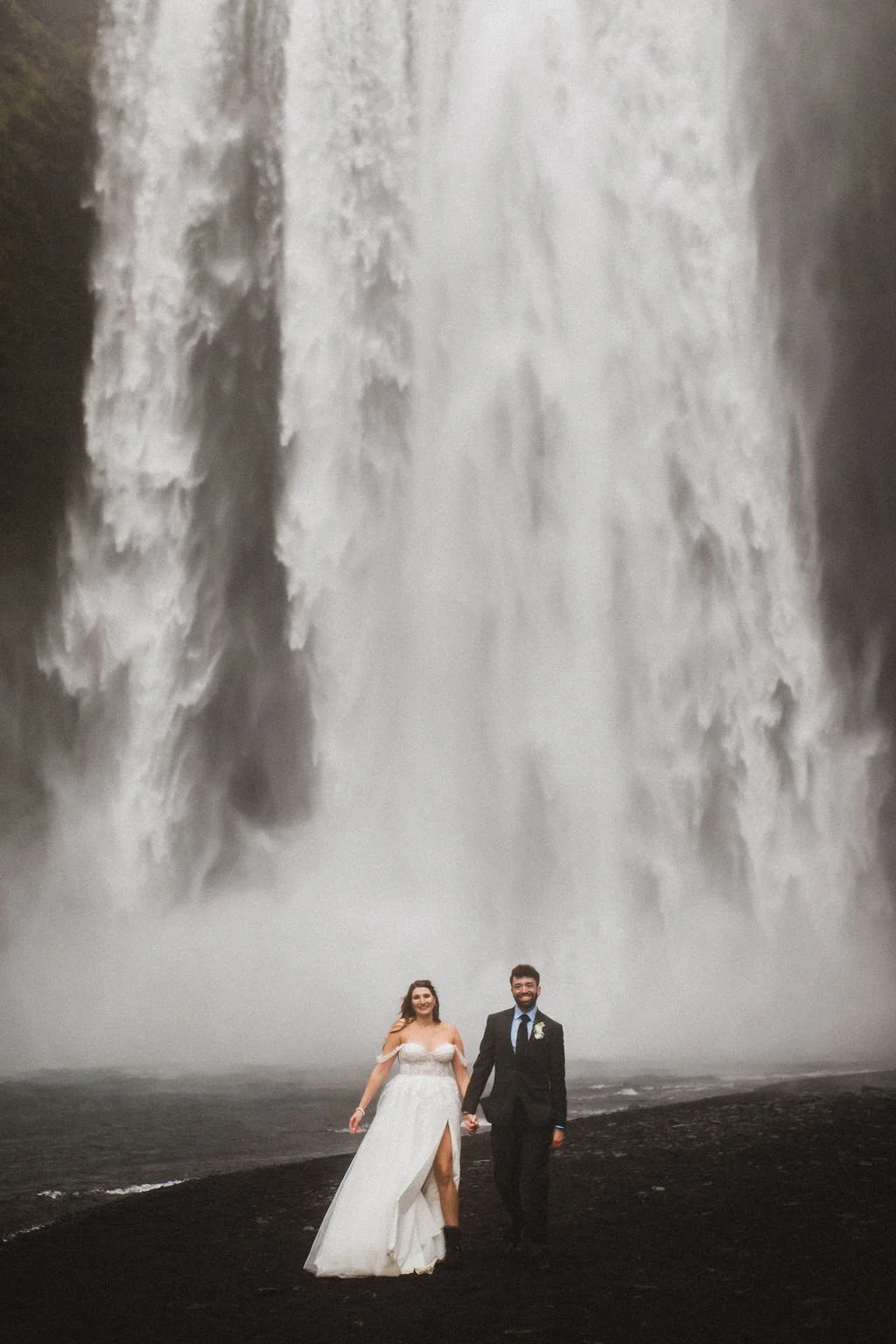 best-iceland-destination-wedding-photographer-82.jpg