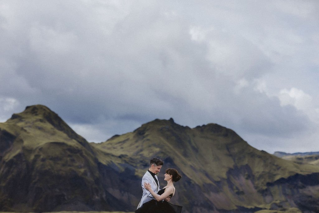 iceland-elopement-photographer-15.jpg