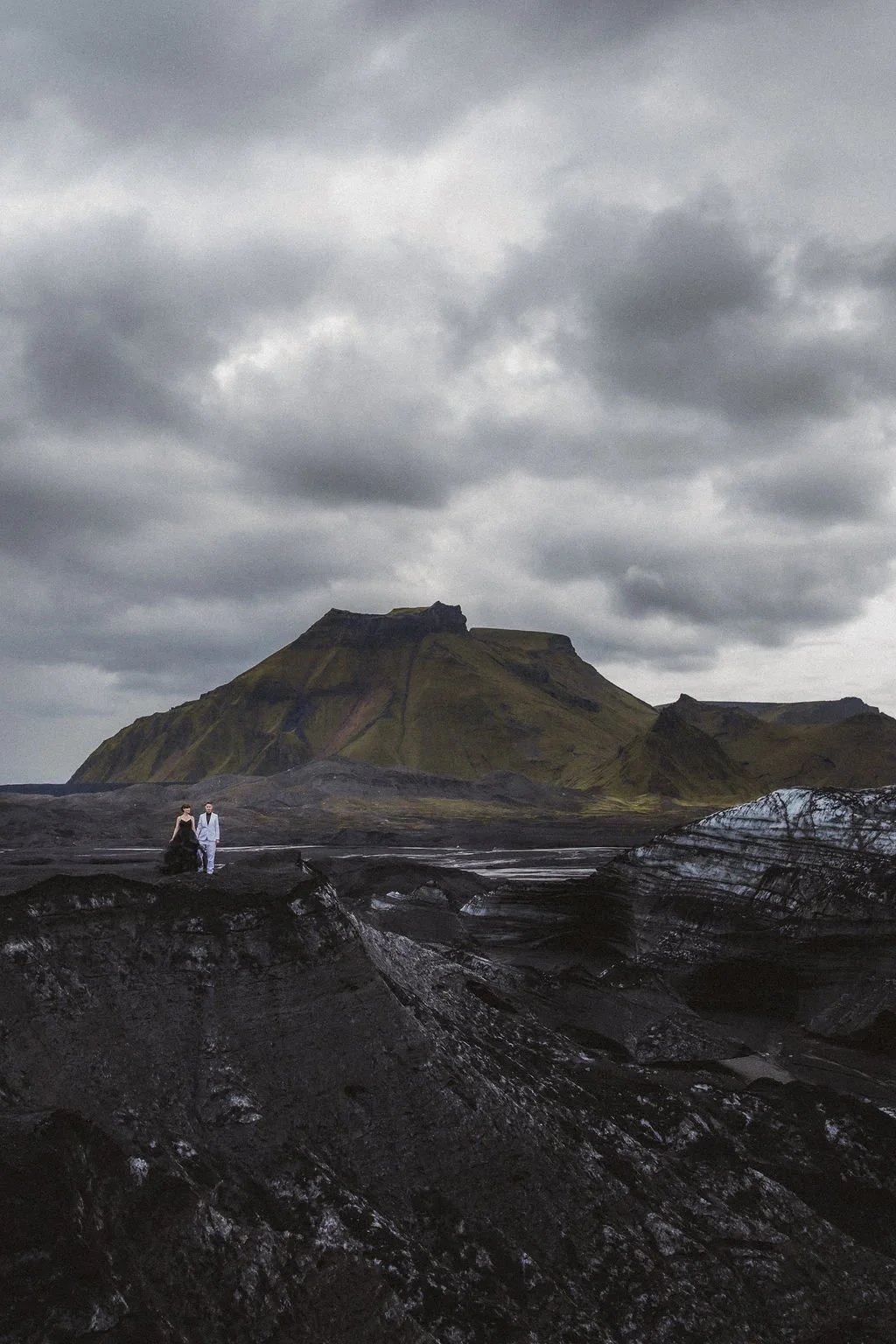 iceland-elopement-photographer-43.jpg