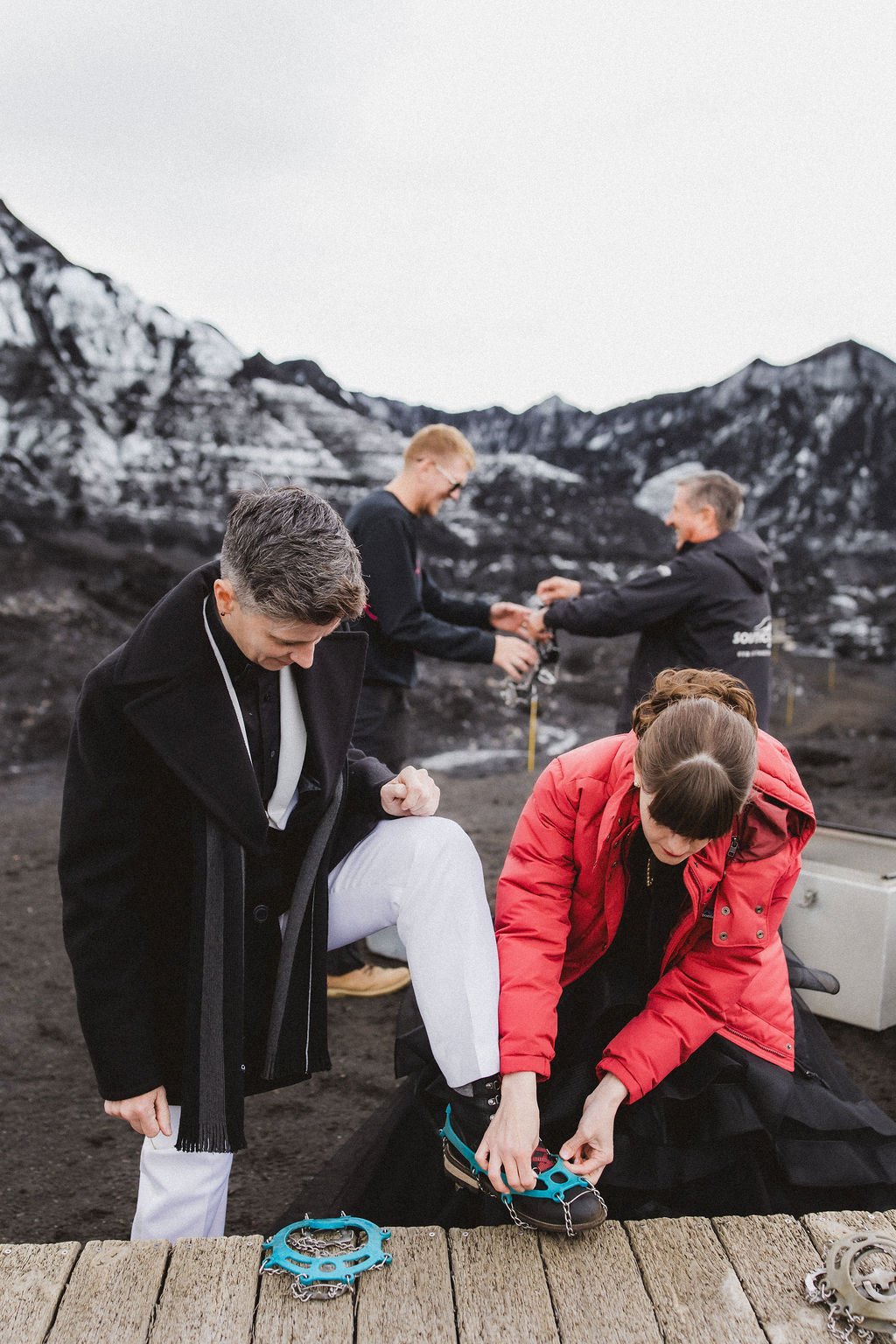 iceland-elopement-photographer-23.jpg