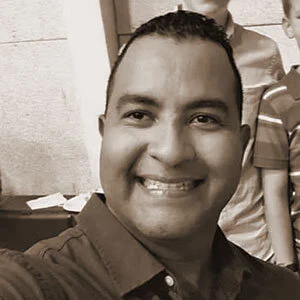 FB_IMG_1570633649081_sepia.jpg