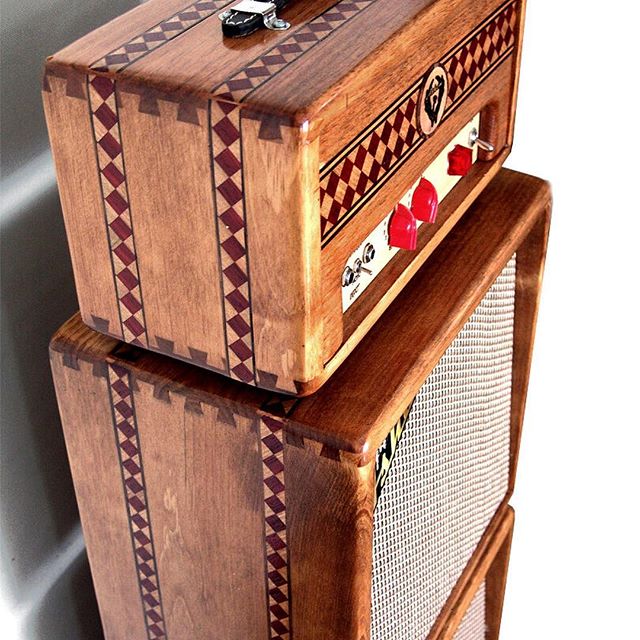 Hi guys, we&rsquo;re proud to introduce the new Ashen Stereo 3+3 Watts Hand-wired Guitar Tube Amp Cabinet Set - Ashen Stereo 3+3 Watts handmade tube guitar amplifier head and two matching 112 guitar cabinets. Order yours now. #stereoamplifier #tubeam