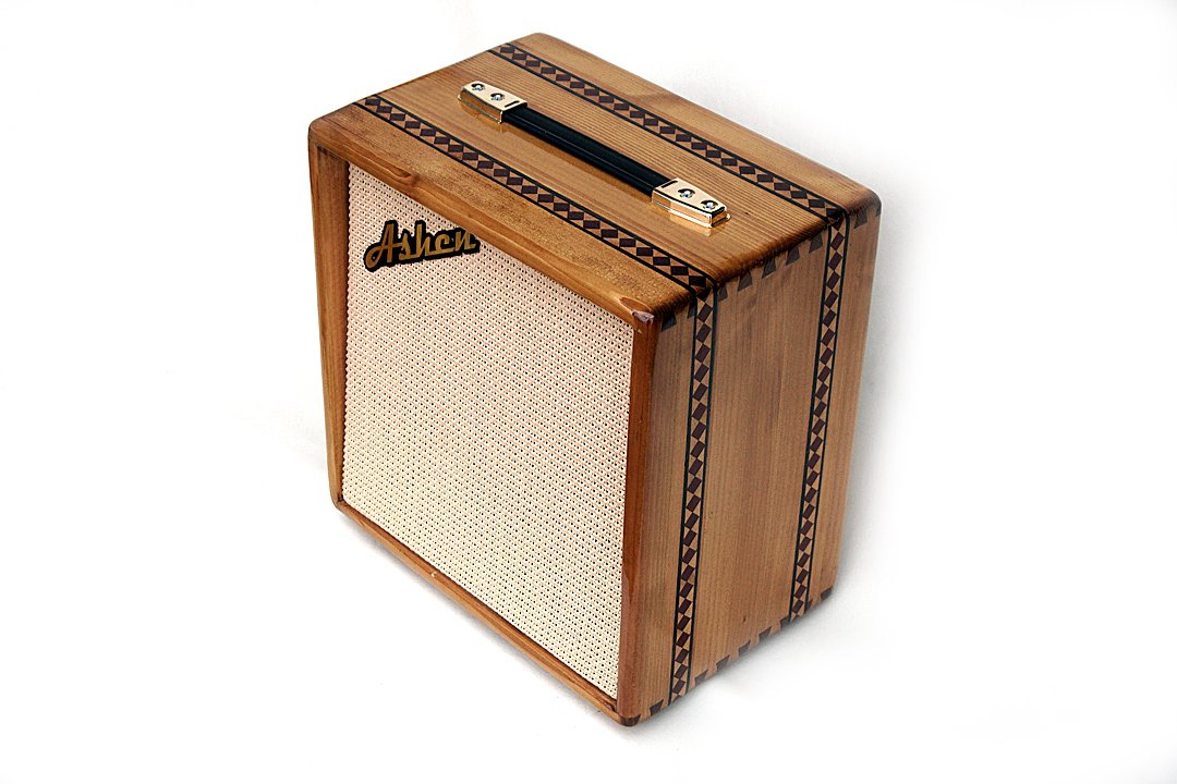 Guitar Speaker Cabinet