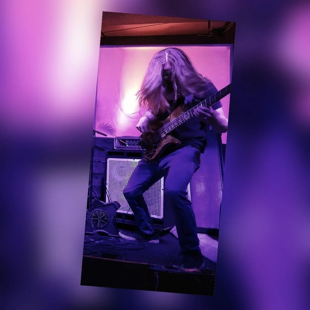 Jeremy Wales Bassist is getting down with the Ashen Amps  APG700.4. Artists we love to support!