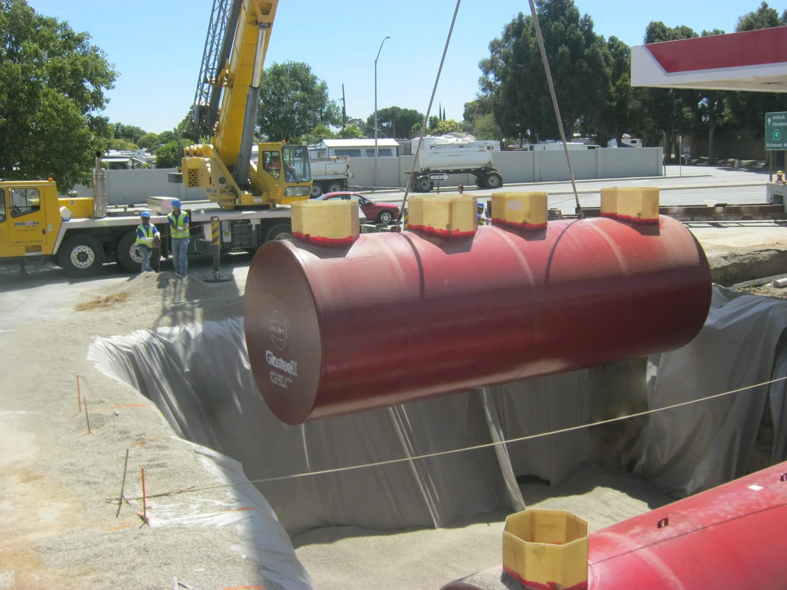 2013 Const - Tank Hole 14 - Set Split.JPG