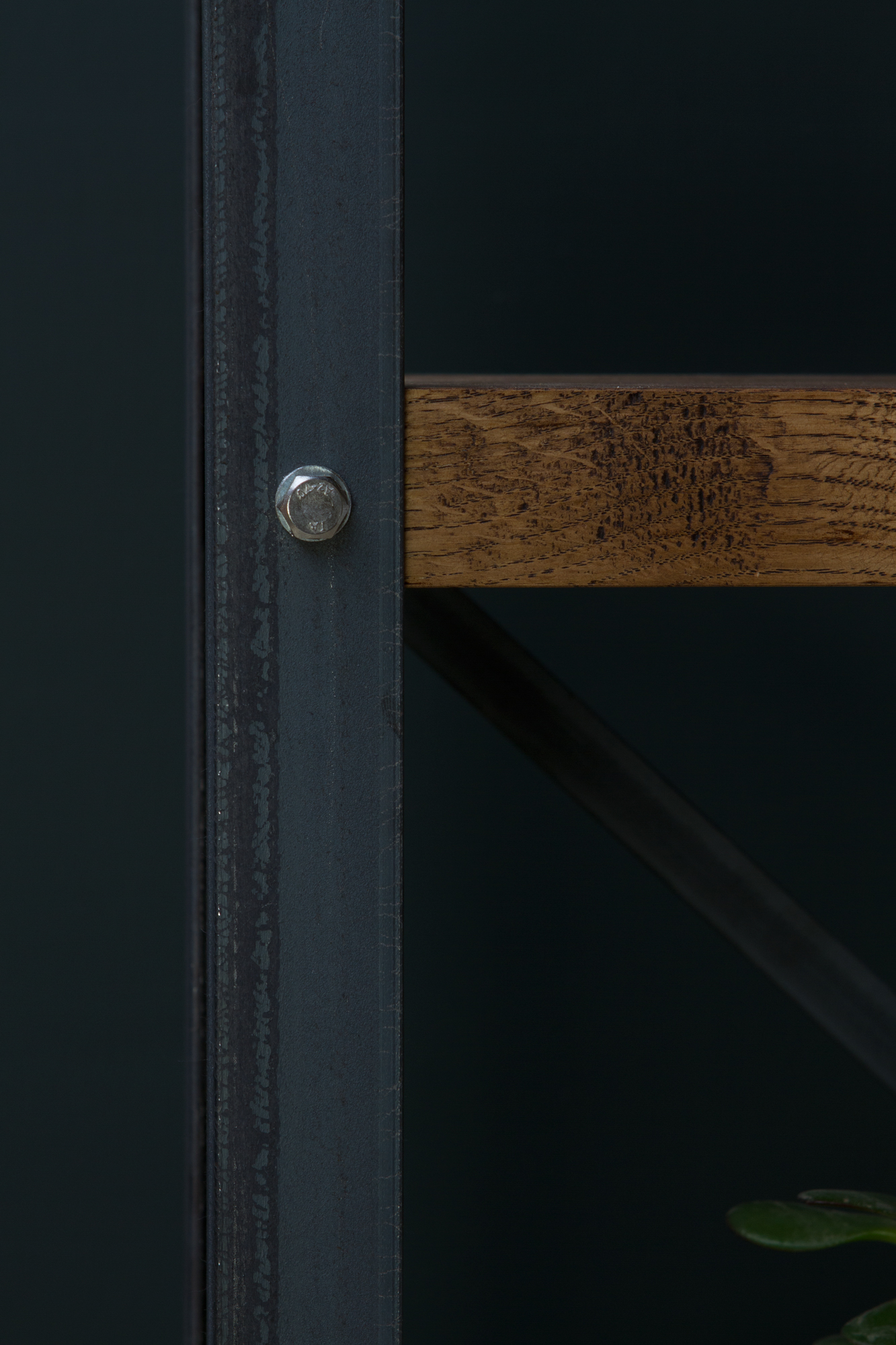 Simple-Bookcase-web-03.jpg