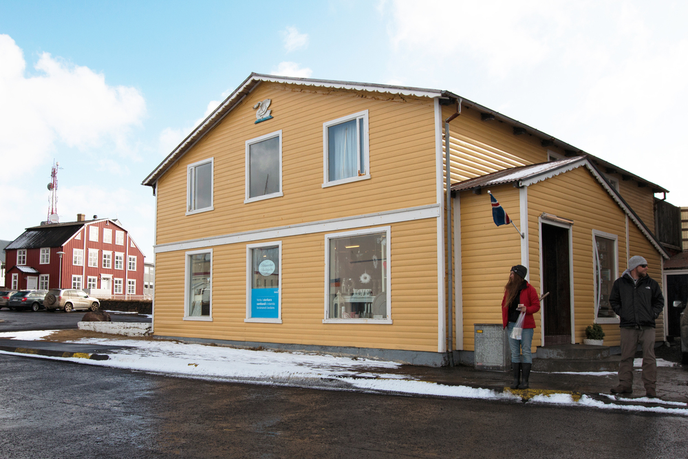 This shop in Stykkishólmur served as the karaoke bar in "The Secret Life of Walter Mitty" where Kristin Wiig sings Space Oddity to Ben Stiller as he jumps into a departing helicopter.