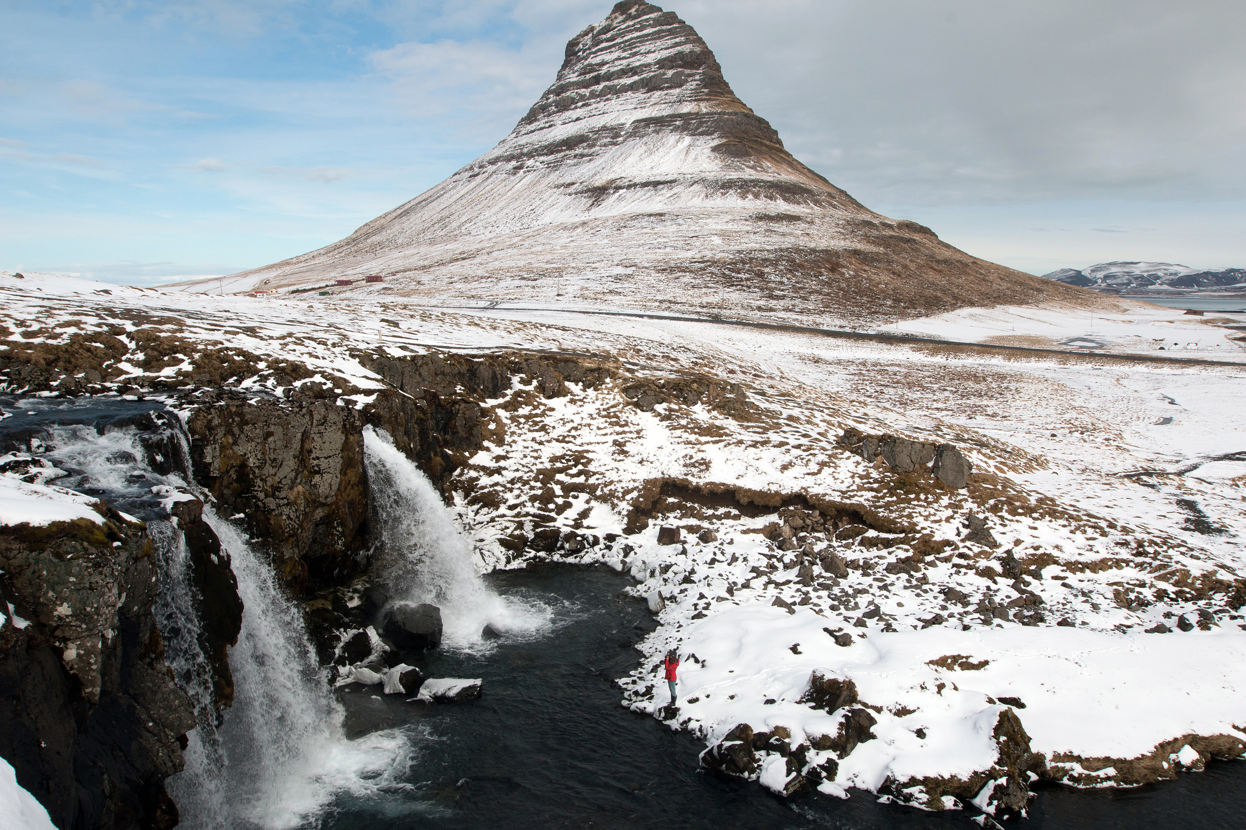 Mt. Kirkjufell and waterfall Kirkjufellsfoss