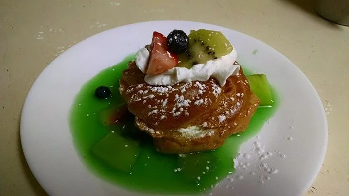 Zeppole w/ Pineapple Pistachio Mousse Filling (Spring 2015 Wine Tasting)