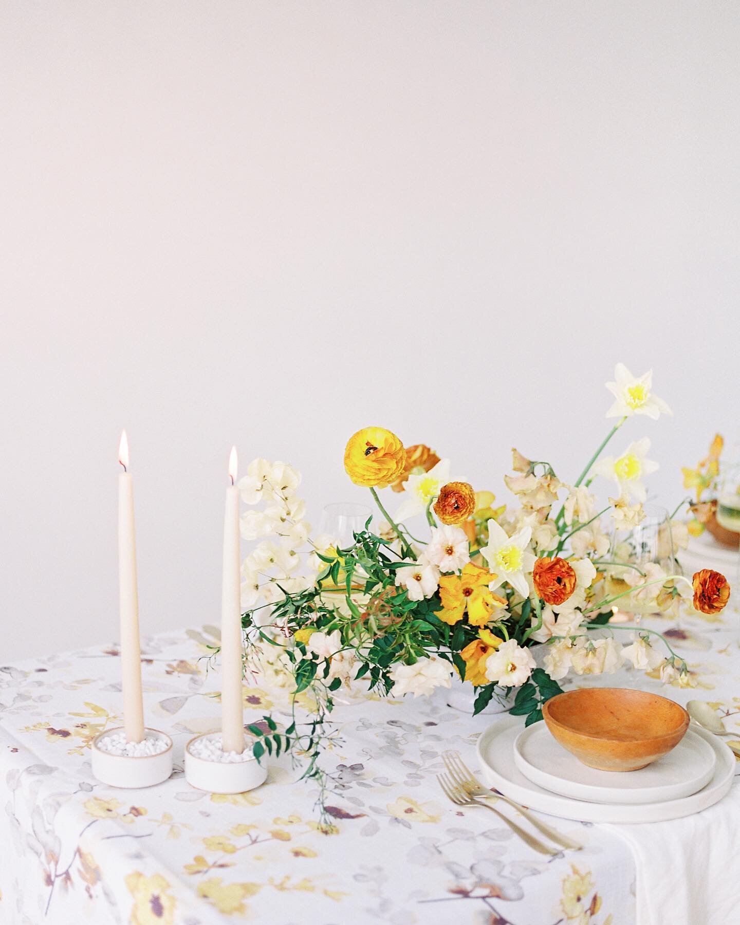 Thankful for all of our couples who have let us help set a beautiful table for your loved ones this year and for all the years past. 
Wishing you a beautiful thanksgiving with those that you love most 💛
.
@autumnsilvaphotography 
@reneebreannedesign