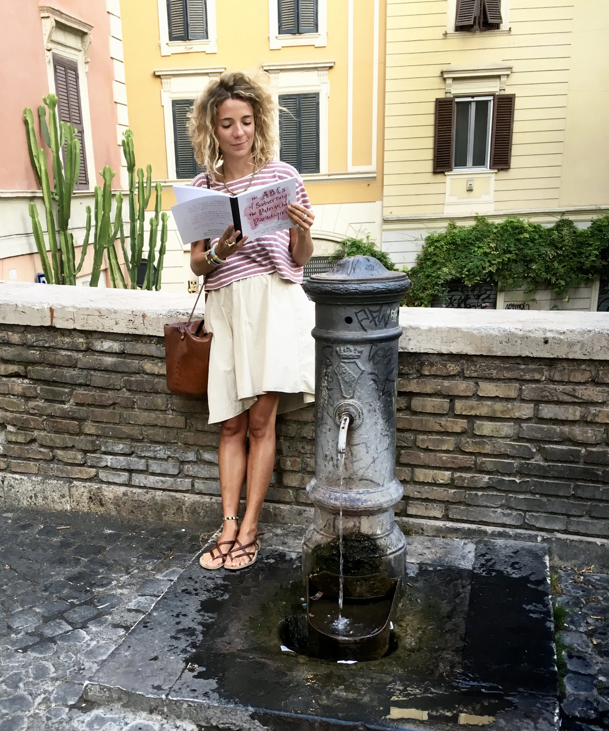 A Roman subverting the patriarchy in her hometown