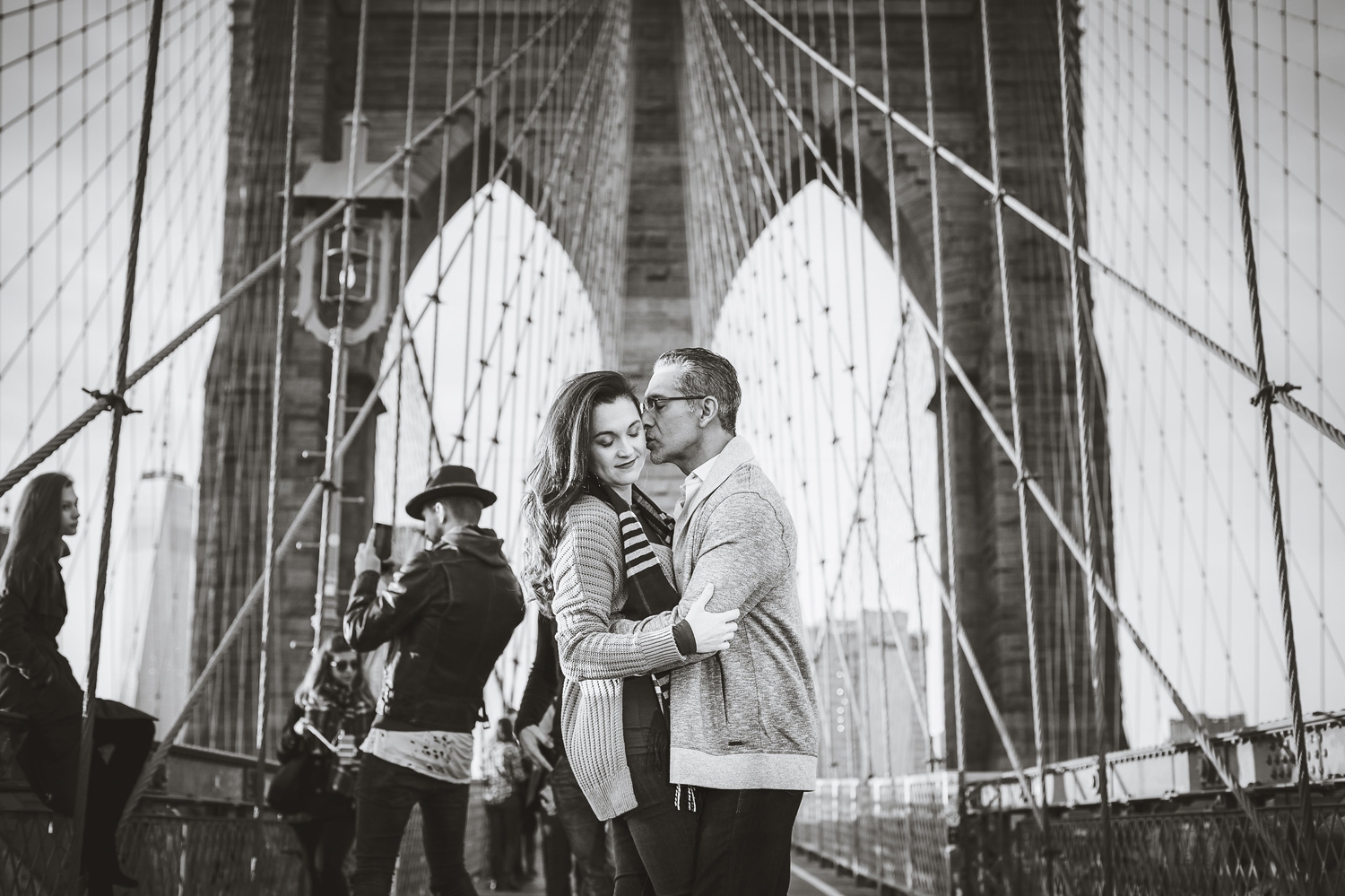 Tiffany&JoseBrooklynBridgeCouplesSession (8).jpg