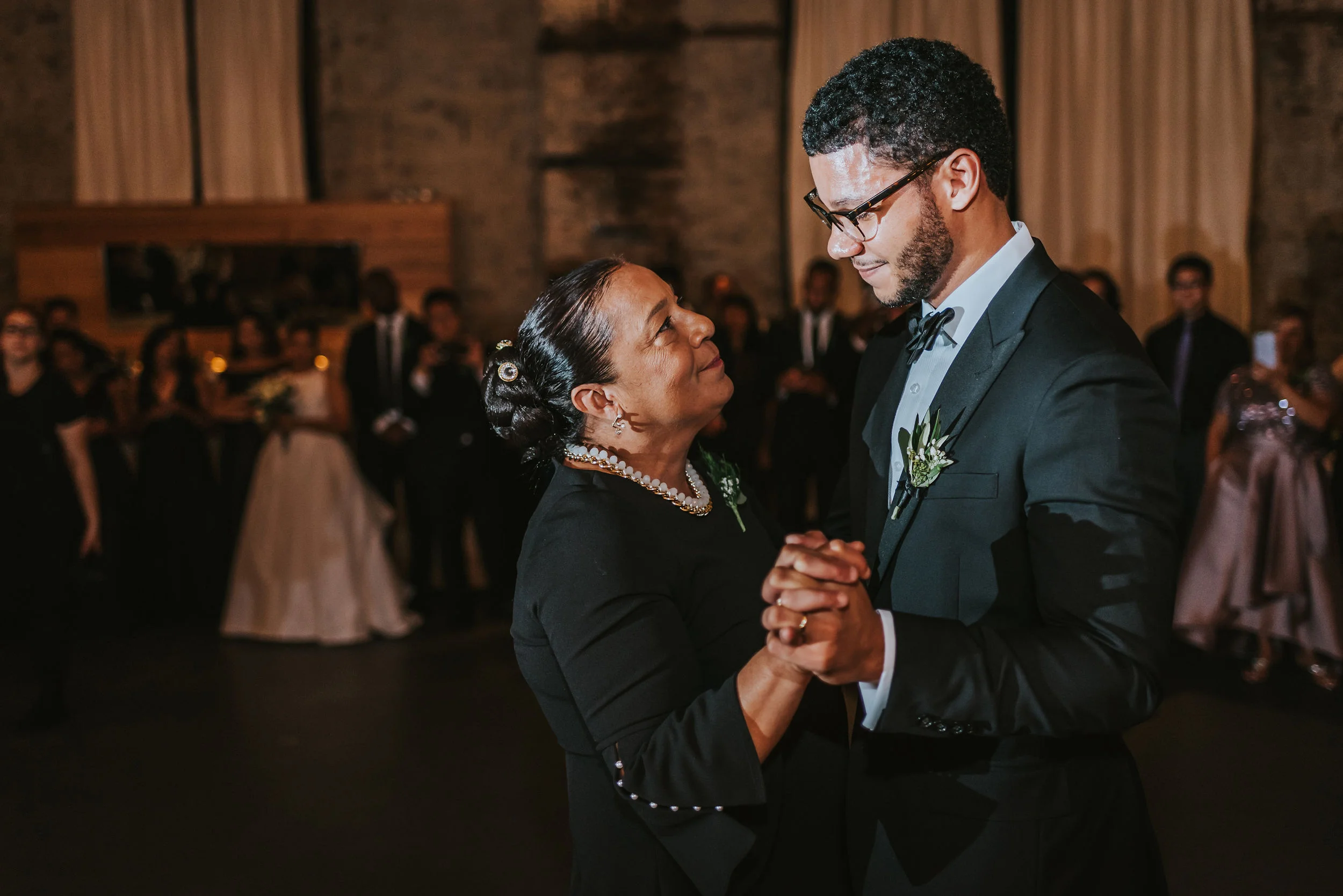 Karla and Jeremy Green Building Wedding NYC Brooklyn 077.jpg
