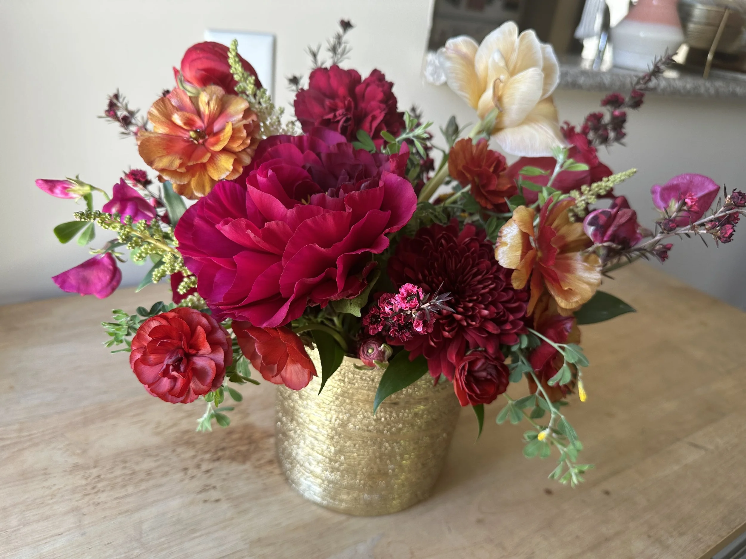 Grad Party Table Arrangement.JPG