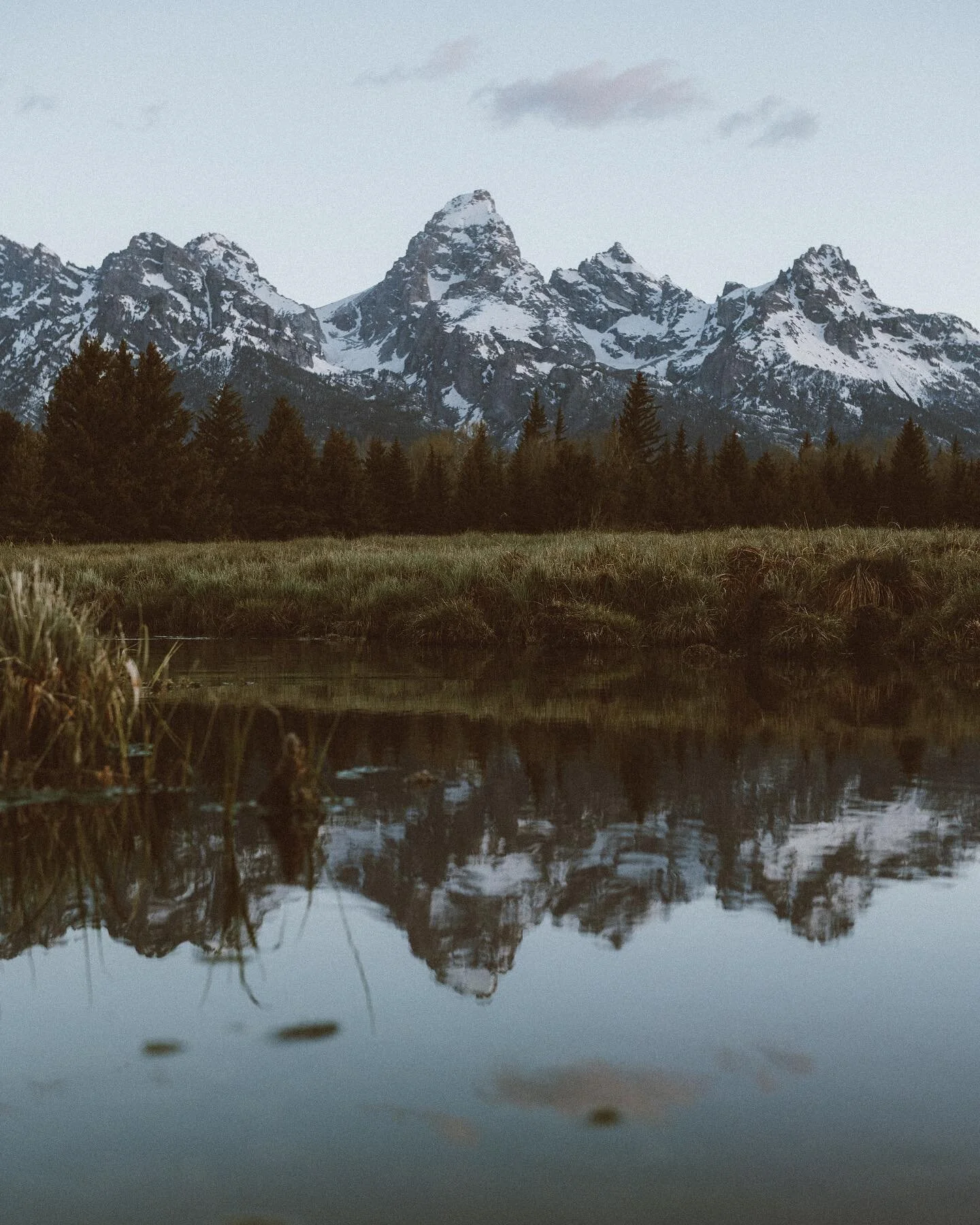 Never a bad moment in the Tetons. #grandtetonnationalpark #wyoming #tetons