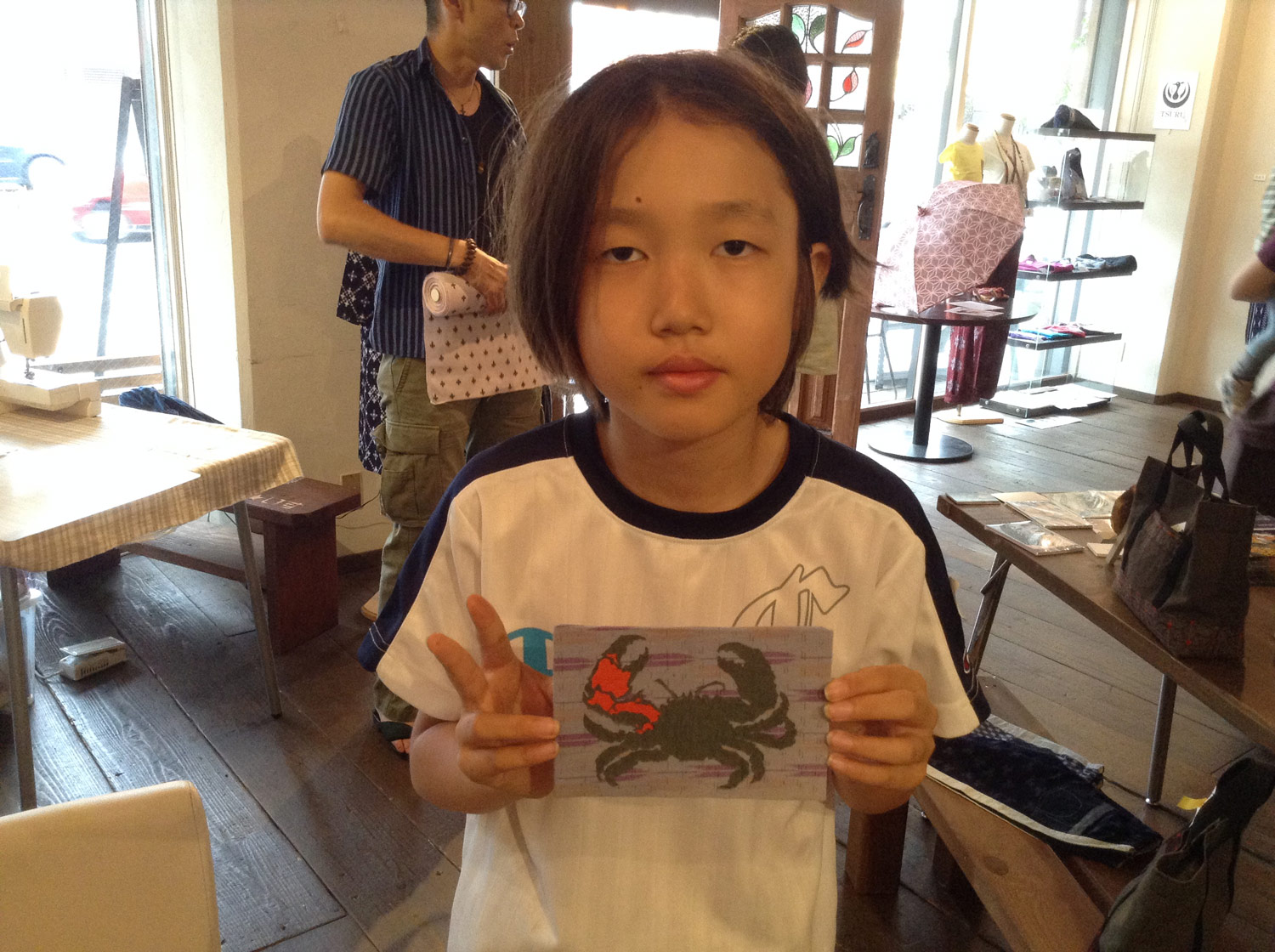 Workshop - Cut paper Crab on Kasuri Textile
