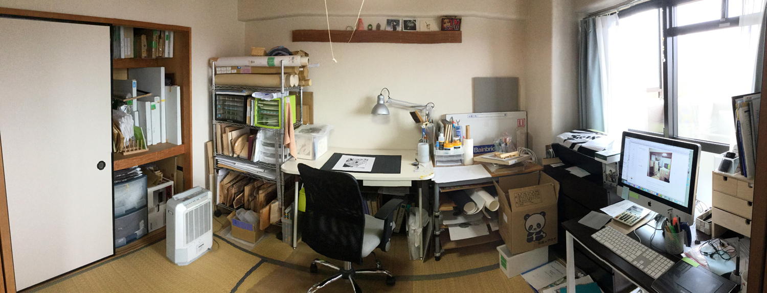 Shooting in Panorama feels like overkill for a 6 tatami mat room...