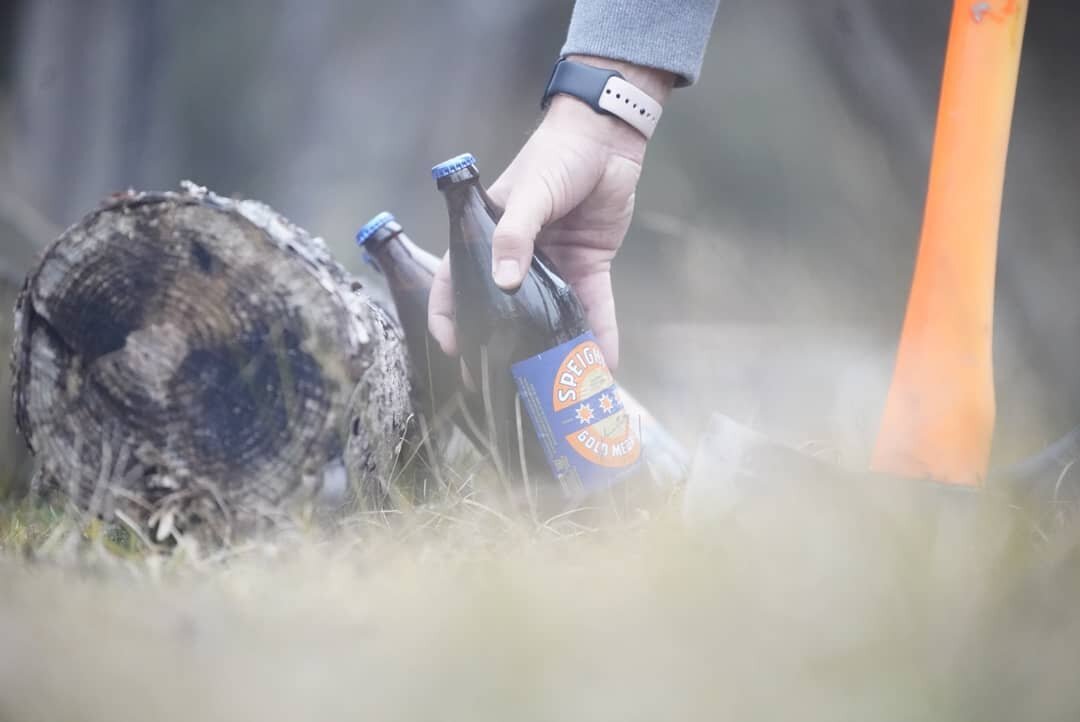 Much needed after work escape with @jasonckelly
#flylife #rybareni #goodvibesonly #fishandgamenz #fishing #rybareni #speights #beerlovers #campfire #bonfire #goodvibesonly #simmsfishing #theexperienceiseverything #adventuretime #winter #newzealand #s