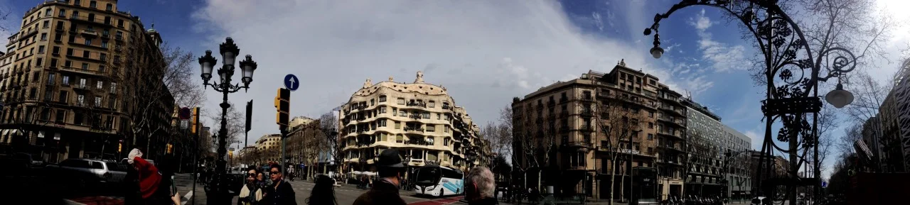 18-03-2015 12:26:15 Passeig de Gràcia, Barcelona, Catalonia