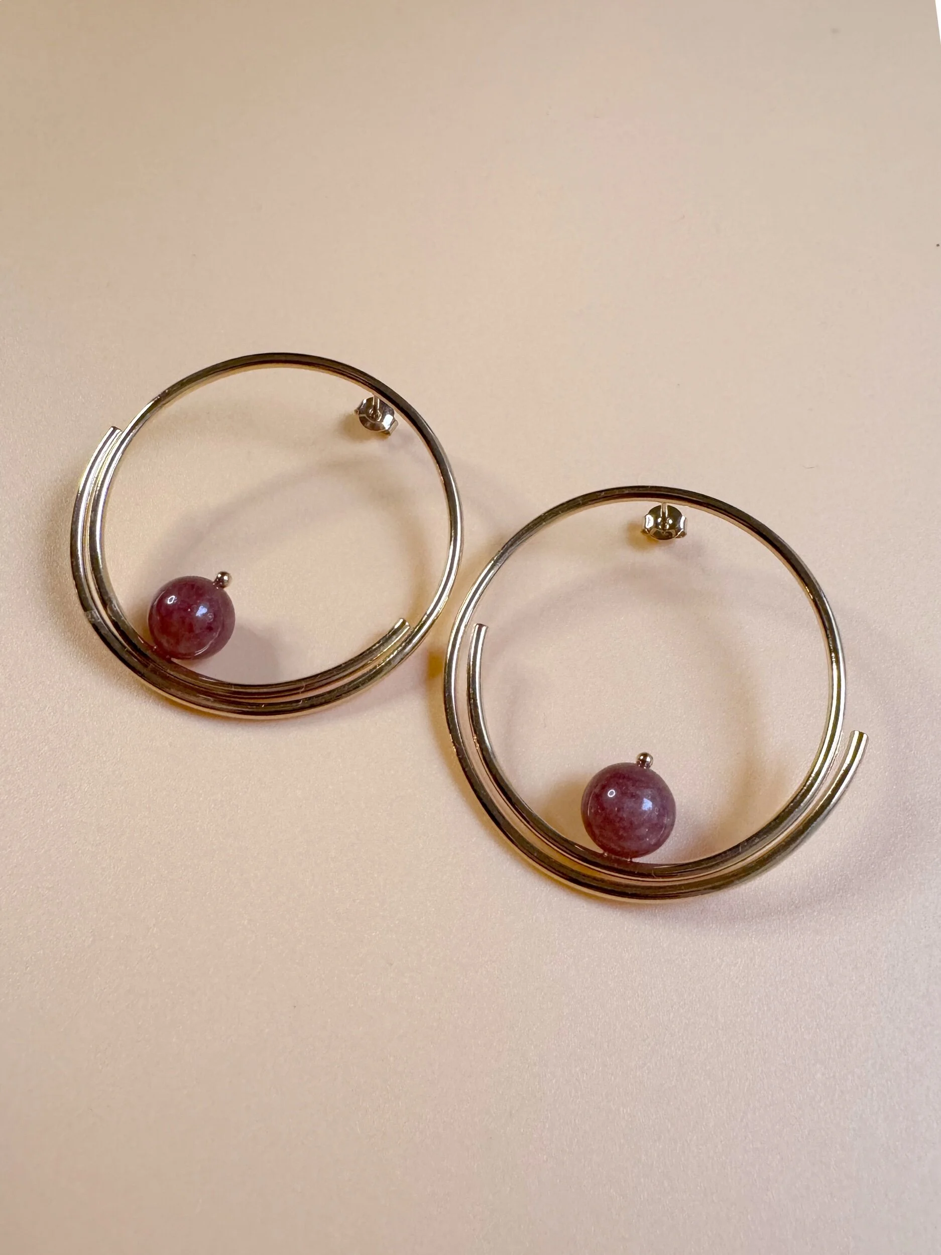 DF18319E-AFA3-4210-88E8-00760F7CACF4