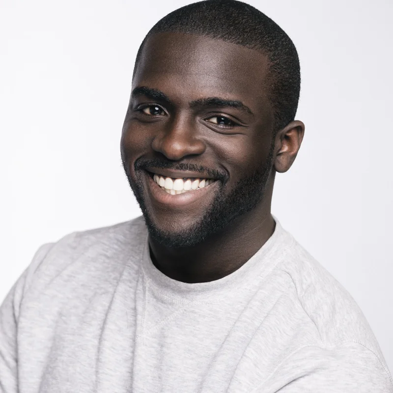 Headshots by Elliott O'Donovan - Koby Linked In 3.jpg