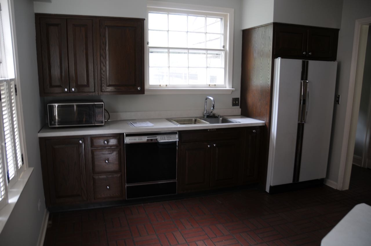 Before: the old kitchen.