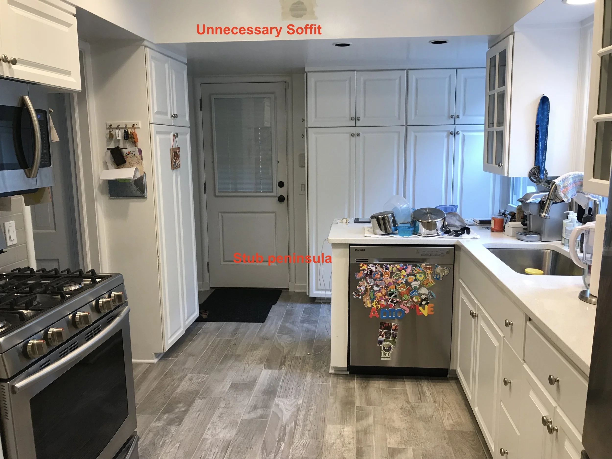 The original kitchen was poorly designed with an “L” shape peninsula stub to hold the dishwasher.