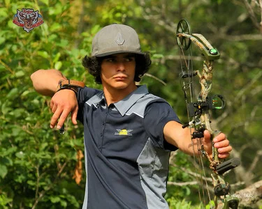 re_LI4_6570NAIG_3D_2014-L.jpg