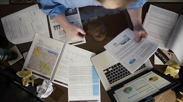 #screengrabs from a web commercial for @wellntel from just about a year ago. Wellntel uses solar energy to monitor water well activity. 5/6 #joker800 #dracast