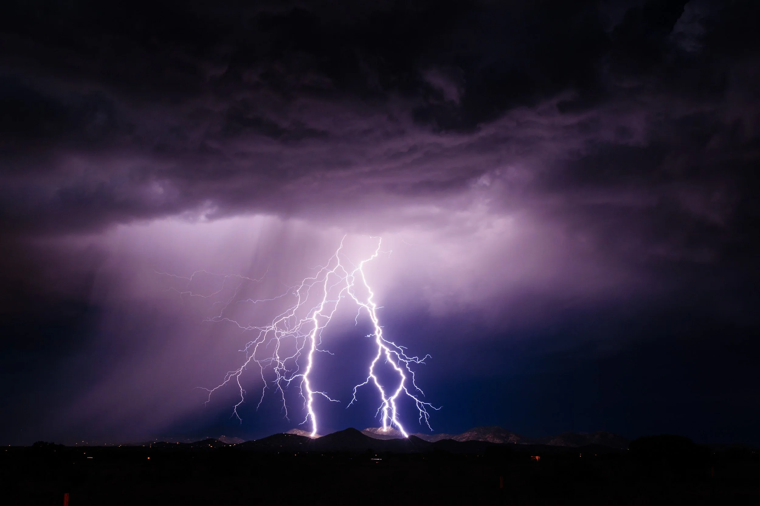 lightning_purple_night.jpg