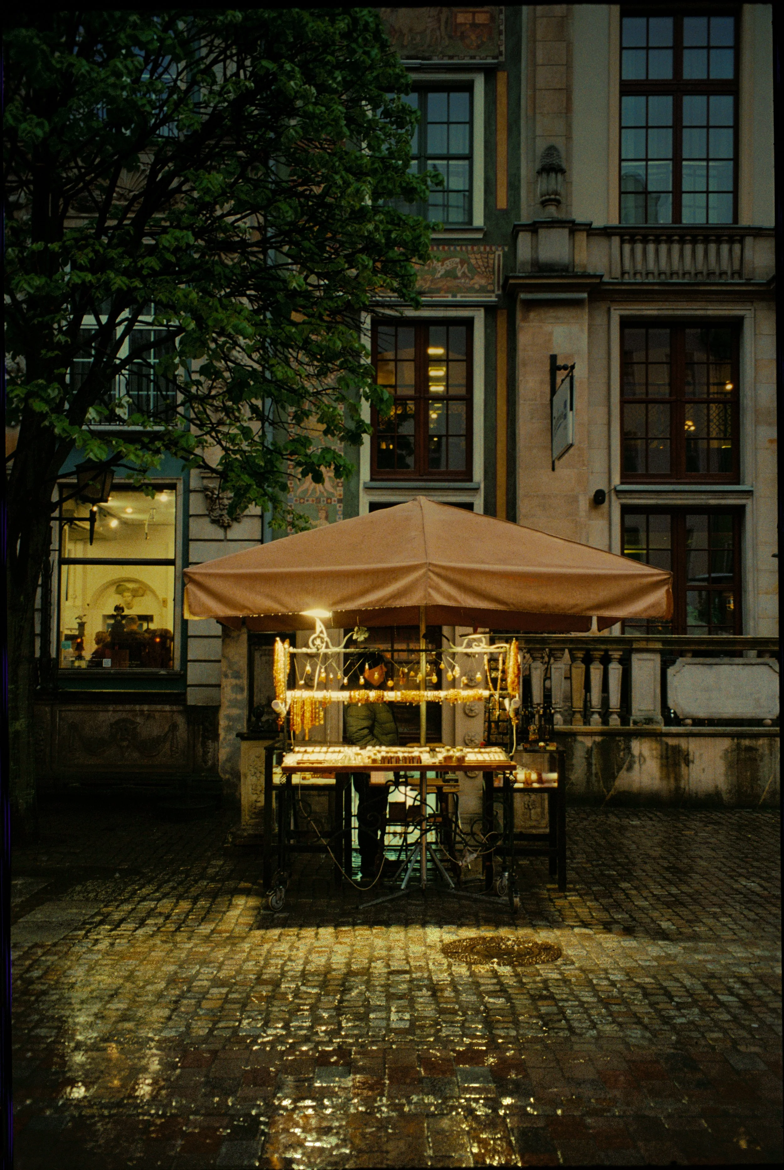 Poland-@shotsbyalliej-11_011B.jpg