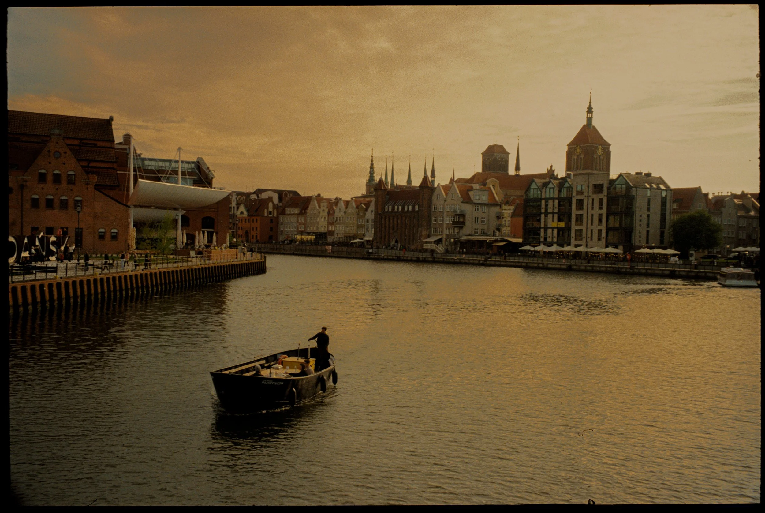 Poland-@shotsbyalliej-11_027A.jpg