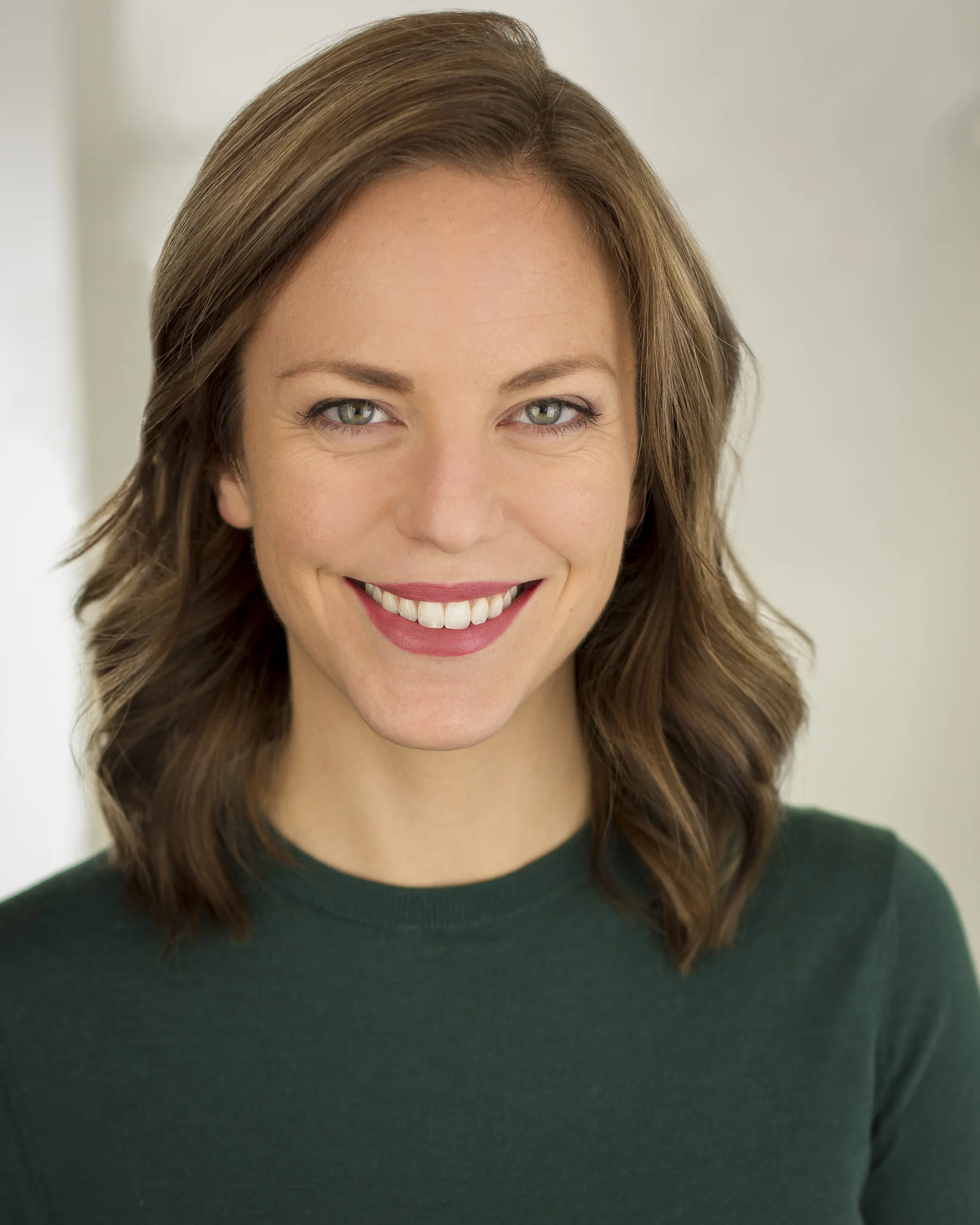 JenniferLynneJorgenson.Commercial.Theatre8x10-web.jpg
