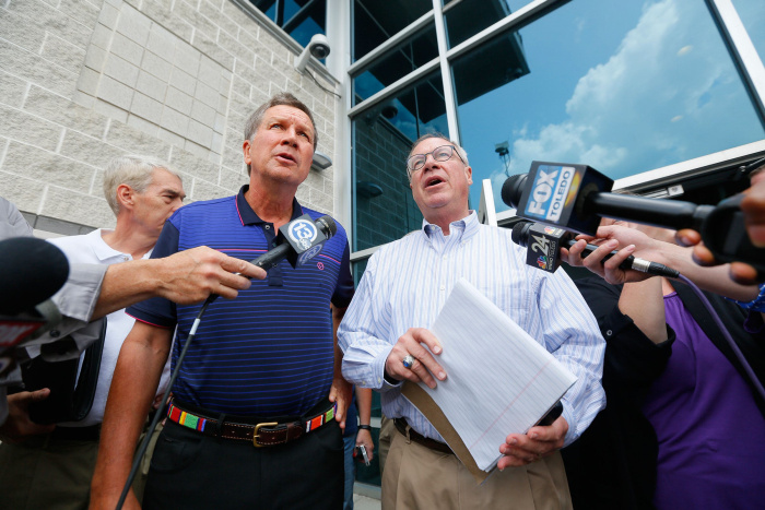Ohio officials, including the governor, faced a crisis over safe water in Toledo. Direct, plainspoken affirmations would have helped reassure a wary public.