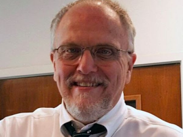 Joe Krumm, who died this week, left a long legacy of people-centered public relations that emphasized personal relationships rather than spin.
