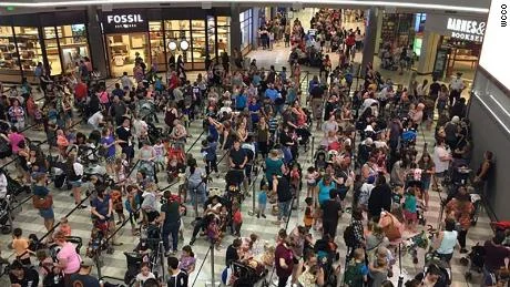 Build-a-Bear’s “pay-your-age” marketing promotion drew huge crowds, long lines and eventually disappointed kids at many of its stores when the company failed to anticipate the popularity of its event, forcing it to shut down.