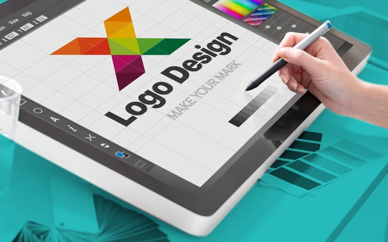 There isn’t absolute agreement on the difference between branding and logos. But there is no doubt a successful brand needs both to cut through clutter, reveal brand identity and give clues on brand value.
